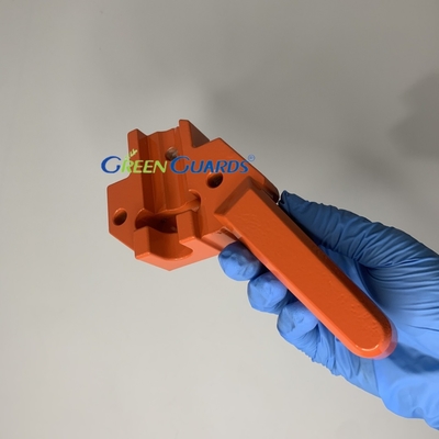 잔디 깎기 부품 브래킷 RH 잔디 잡기 G241828 Fits Jacobsen Greens King