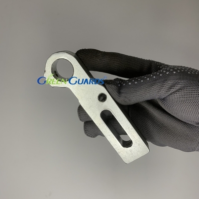 잔디 깎기 부품 브래킷 롤러 G2000072 Fits Jacobsen Greens King And Eclipse